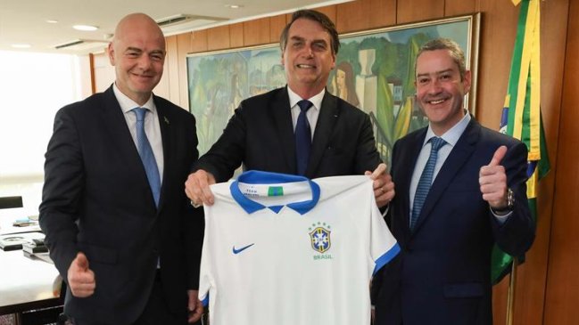 Bolsonaro e Infantino discutieron preparativos para la Copa América y el Mundial sub 17