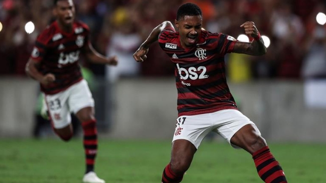 Flamengo aplastó a San José y quedó cerca de la clasificación en la Copa Libertadores