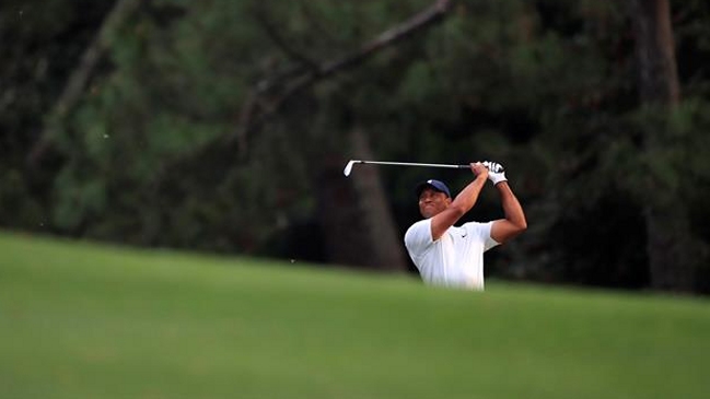 El Masters de Augusta tiene cinco líderes y Tiger Woods está al acecho
