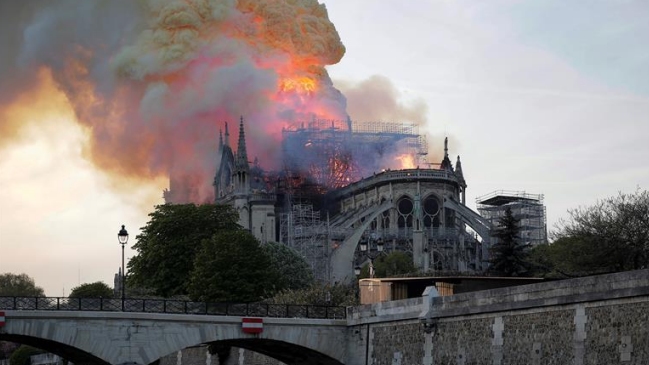 La conmoción del mundo del deporte ante el incendio de la catedral de Notre Dame