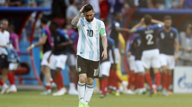 Simeone: En la selección argentina, no hay jugadores que sostengan a Messi