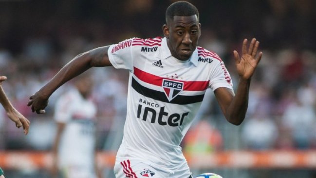 Entrenador de Sao Paulo pidió arropar a jugador suspendido por supuesto consumo de cocaína
