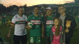 "Aquí las tradiciones se respetan": Equipo de Tercera B premió a delantero por marcar un hat-trick