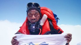 Sherpa Kami Rita rompió el récord de ascensos al Everest