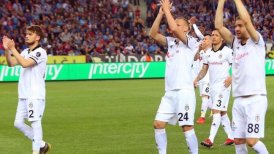 Gary Medel tuvo un amargo retorno a las canchas en derrota de Besiktas ante Trabzonspor