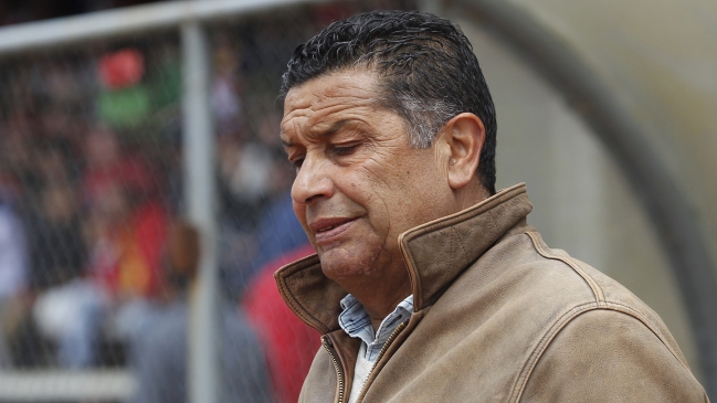 Deportes Valdivia anunció la salida del técnico Jorge Aravena