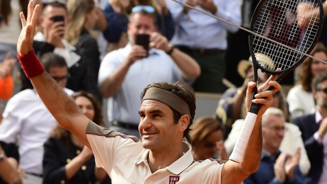 Roger Federer avanzó sin exigencias a tercera ronda de Roland Garros