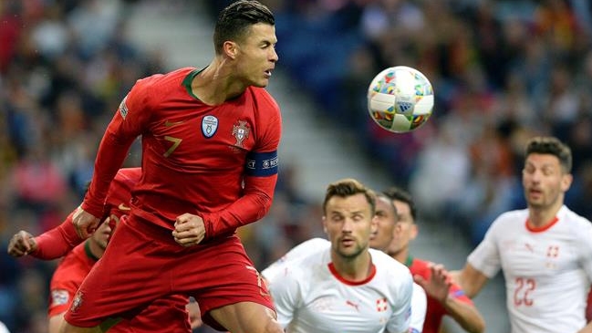 Cristiano Ronaldo brilló con un "hat-trick" e instaló a Portugal en la final de la Liga de Naciones