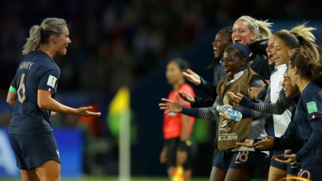 Francia arrasó con Corea del Sur en el duelo inaugural del Mundial de Fútbol Femenino