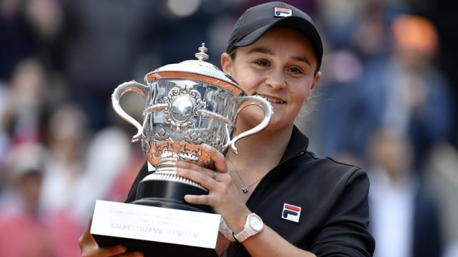 Ashleigh Barty venció a Marketa Vondrousova y conquistó Roland Garros