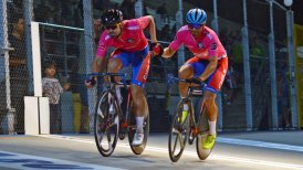 Ciclistas chilenos Antonio Cabrera y Felipe Peñaloza van terceros en "Los Seis Días de la Rosa"