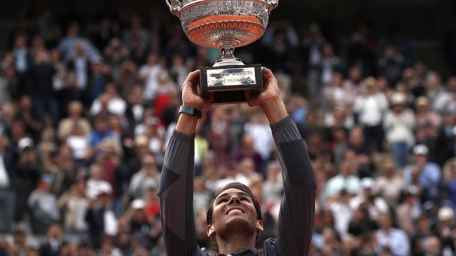 Rafael Nadal impuso su poderío sobre Dominic Thiem y se proclamó campeón en Roland Garros