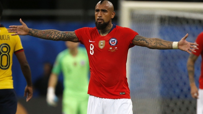 "Hermano, eres máquina": El saludo de James Rodríguez a Vidal tras el triunfo de Chile en Copa América