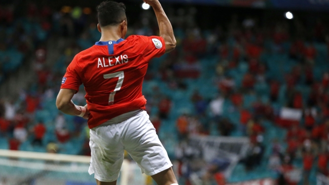 Prensa española aseguró que nivel de Alexis en la Roja genera "ruido" en Manchester United