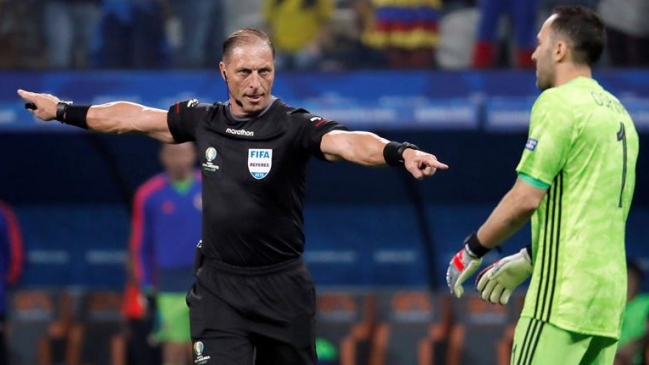 Polémica VAR II: El gol anulado a Arturo Vidal por mano de Guillermo Maripán