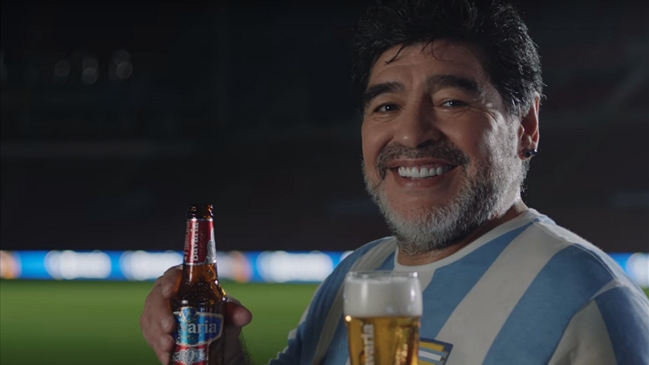 ¿Maradona inventó el Bottle Cap Challenge?