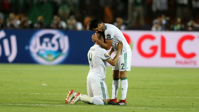 Argelia alcanzó su tercera final de Africa al tumbar a Nigeria sobre el pitazo final