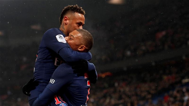 Paris Saint-Germain incluyó a Neymar en su gira de pretemporada a China