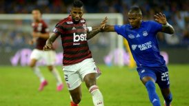 Emelec venció a Flamengo y puso un pie en cuartos de la Copa Libertadores