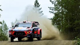 Thierry Neuville fue el más rápido en la primera etapa del Rally de Finlandia