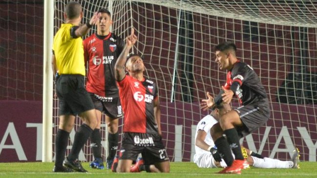 Colón accedió a semifinales en la Sudamericana al remontar llave ante Zulia con una goleada