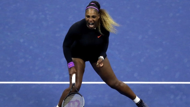 Serena Williams aplastó a Qiang Wang y se inscribió en semifinales del US Open