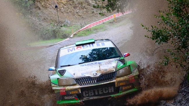 Jorge Martínez celebró en Curicó y alcanzó su tercera victoria consecutiva en el Rally Mobil