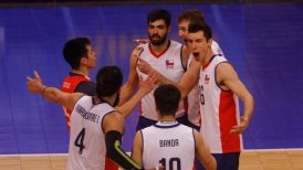 Chile derrotó con soltura a Perú y se acercó a semifinales del Sudamericano de Voleibol