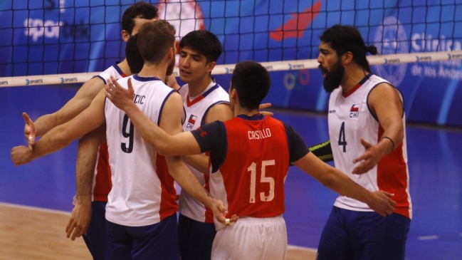 Chile enfrenta a Brasil por las semifinales del Sudamericano de voleibol