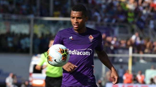 Compañero de Pulgar en Fiorentina sufrió dichos racistas y la FIFA reaccionó