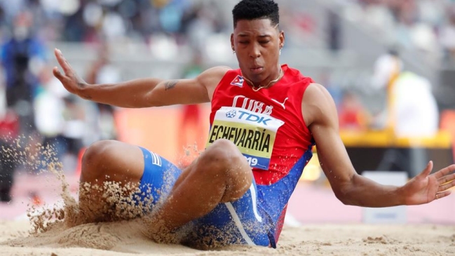El cubano Juan Miguel Echevarría necesitó un solo salto para pasar a la final en Doha