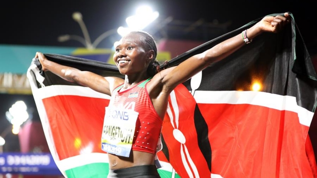La keniana Ruth Chepngetich ganó el maratón y se colgó el primer oro del Mundial de Atletismo