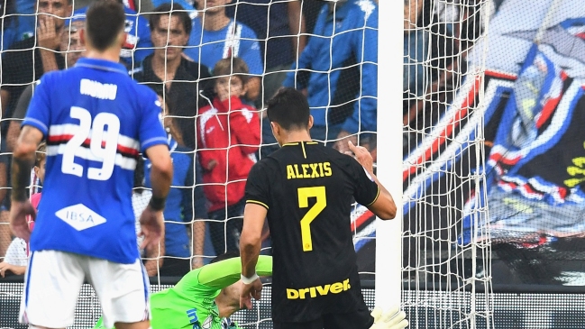 Medios ingleses siguieron el debut como titular de Alexis Sánchez: "Pasó de héroe a cero"