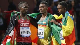 Lelisa Desisa y Mosinet Geremew firmaron doblete etíope en el Maratón del Mundial