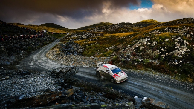 Ott Tänak venció en Gales y dejó casi sentenciado el Mundial de Rally