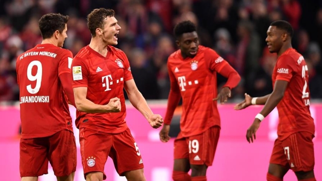 Bayern Múnich aplastó a Borussia Dortmund y se acercó al liderato en Alemania