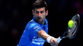 Novak Djokovic barrió con Matteo Berrettini en su debut en el Masters de Londres