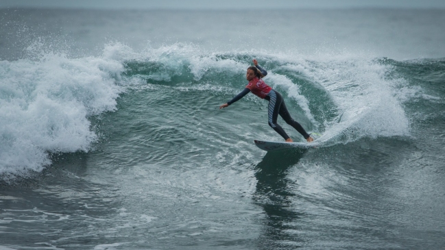 Lorena Fica se lució en Arica al conquistar por quinta vez el Campeonato Nacional de Surf