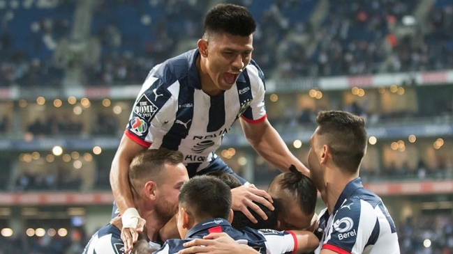 Monterrey goleó a Santos de Diego Valdés y pavimentó su clasificación a semis en México