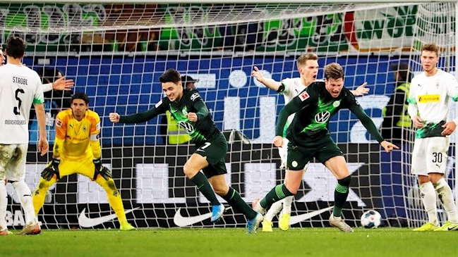 Monchengladbach cayó ante Wolfsburgo y cedió el liderato de la Bundesliga