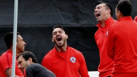 Mauricio Pinilla se burló de la posible nueva camiseta de Chile