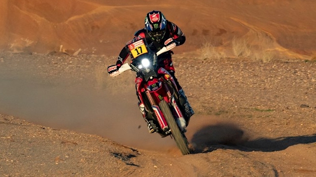 José Ignacio Cornejo recuperó terreno en la séptima etapa del Rally Dakar