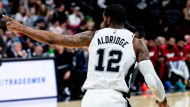 LaMarcus Aldridge llevó a San Antonio Spurs al triunfo sobre Miami Heat
