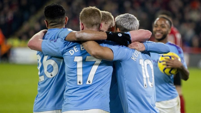 Manchester City se apoyó en Agüero para lograr un exigido triunfo sobre Sheffield