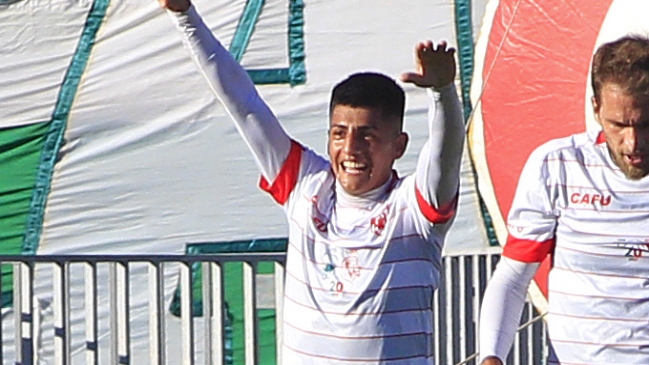 Deportes Antofagasta se reforzó con el lateral Lukas Soza