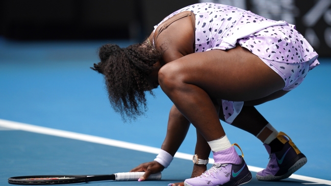 Serena Williams se dejó sorprender por la china Qiang Wang en Australia
