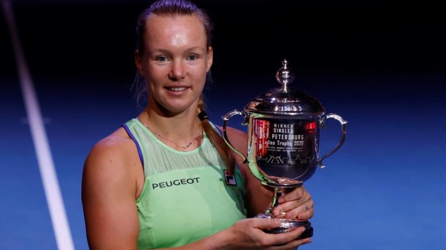 Kiki Bertens se quedó nuevamente con el título del WTA de San Petersburgo