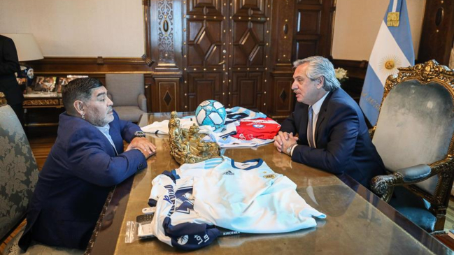 Maradona elogió al Presidente de Argentina por decretar cuarentena en Buenos Aires