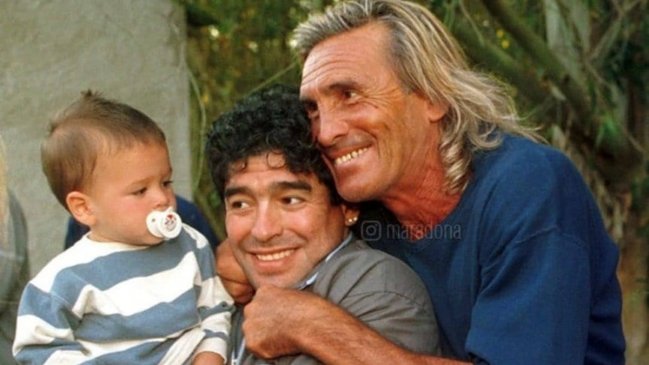 Maradona a Gatti tras el positivo por coronavirus: "Fuerza Loco, tu familia te está esperando"
