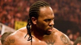 Ex luchador de WWE desapareció en la playa tras ser arrastrado por la corriente
